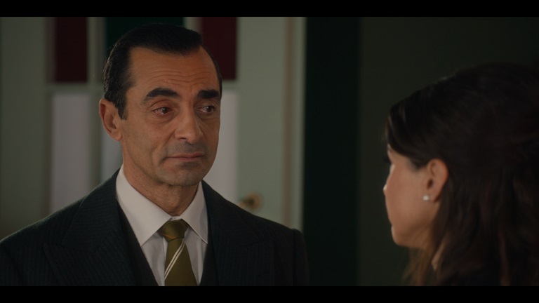 Porto Leone: Στη γειτονιά με τα κόκκινα φανάρια – Η Γαλήνη σε περιορισμό: ο Ντίνος της απαγορεύει την έξοδο από το σπίτι!