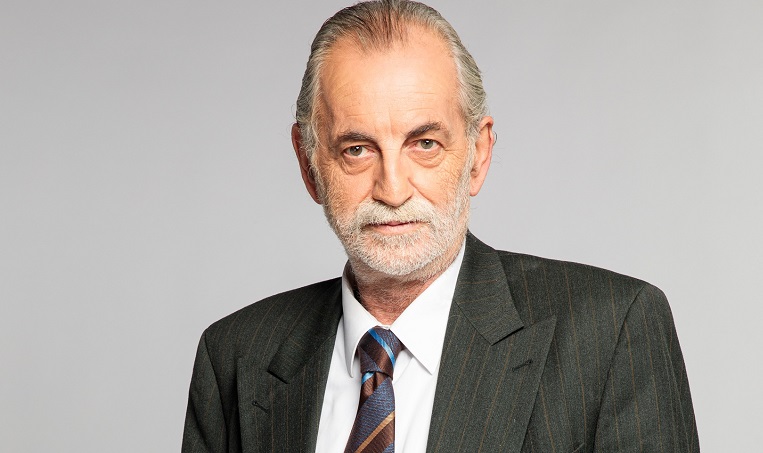 Porto Leone: Στη γειτονιά με τα κόκκινα φανάρια – Μιχάλης Αεράκης: Όταν πήραμε στα χέρια μας τα σενάρια μας έπιασε δέος…