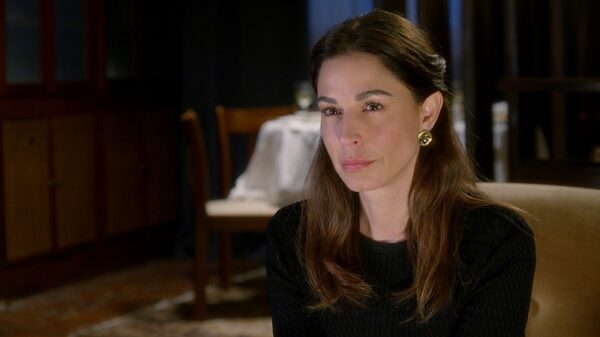 Άγιος έρωτας – Η Χριστίνα αποκαλύπτει την αλήθεια για τις απειλές του Μαρκόπουλου