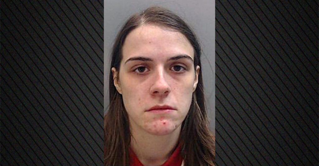 Η ιστορία της γυναίκας που ξεγέλασε την κολλήτη της για να έχει ερωτικές επαφές μαζί της, για δύο χρόνια την είχε πείσει ότι ήταν σε σχέση με άντρα