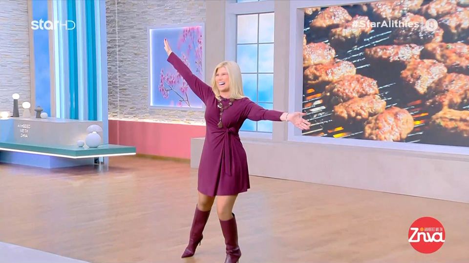 Με μουσική και χορό έκαναν σήμερα  έναρξη οι «Αλήθειες με τη Ζήνα» και η Ζήνα Κουτσελίνη