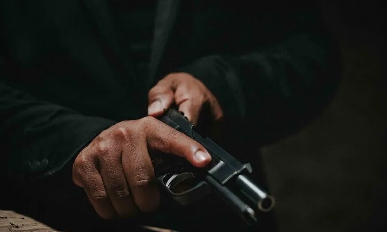 Παράνυμφοι: 19χρονος καταγγέλλεται ότι «γάζωσε» σπίτι και αυτοκίνητο κτηνοτρόφου