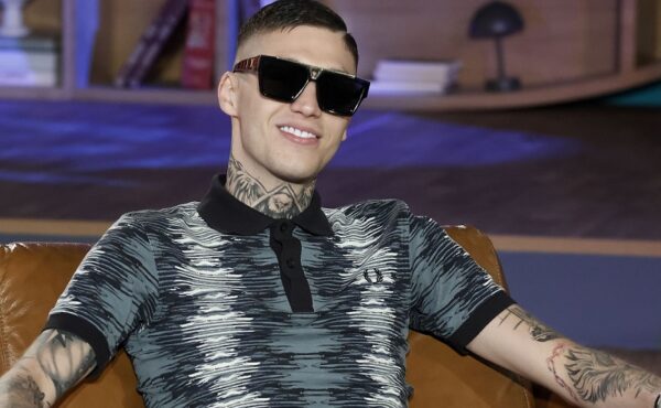 Trannos: Η φιλία του με τον πασίγνωστο Έλληνα τραγουδιστή και η γνωριμία του με τον πρωθυπουργό