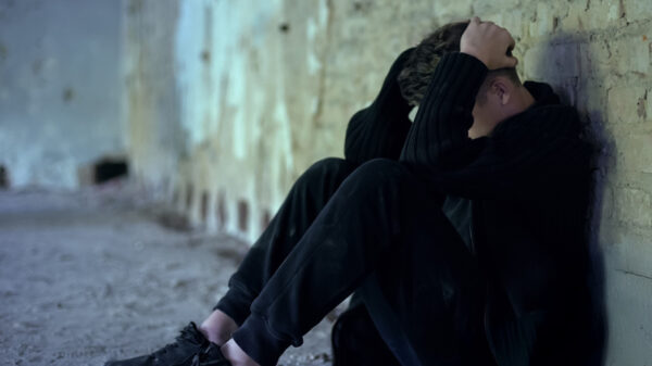 Ελεύθερη με όρους 56χρονη που καταγγέλθηκε ότι βίαζε τον γιο της οικιακής βοηθού της στη Θεσσαλονίκη