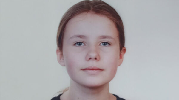 Σε τυχαίο έλεγχο στο Βερολίνο εντοπίστηκε η 16χρονη Λόρα, πώς θα επικοινωνήσει με τους γονείς της