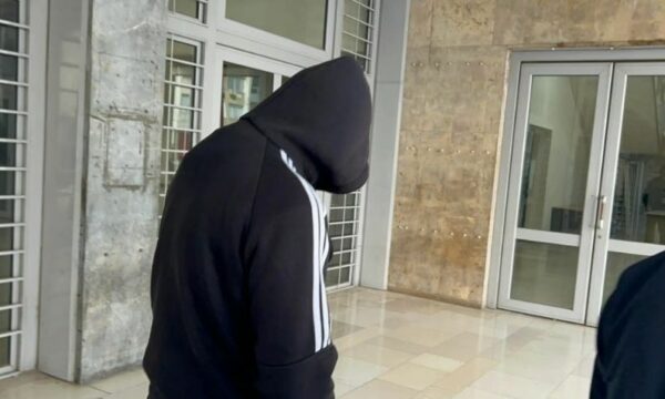 Θεσσαλονίκη: Η κατάθεση του 27χρονου – «Μαμά χτύπησα με το αμάξι δύο παιδιά, το ένα δεν κουνιέται»