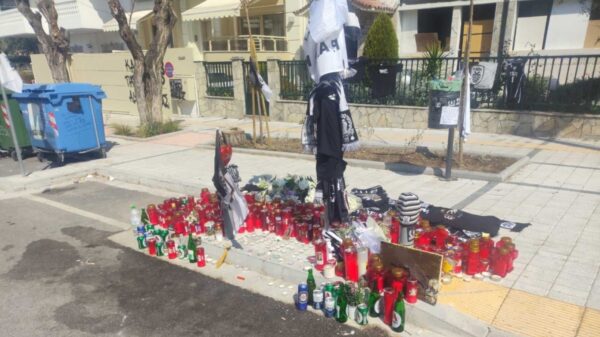 «Η δολοφονία του δεν θα μείνει ατιμώρητη», λέει ο δικηγόρος της οικογένειας του 20χρονου Κλεομένη που μαχαιρώθηκε μέχρι θανάτου στην Καλαμαριά