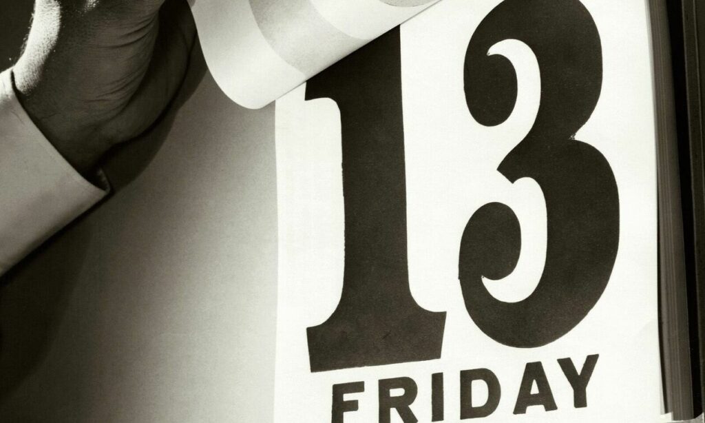 Παρασκευή και 13: Γιατί θεωρείται η πιο γρουσούζικη μέρα της χρονιάς