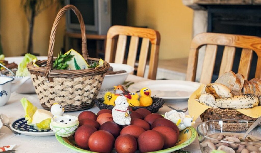 Πάσχα 2026: Πώς θα λειτουργήσουν τα εμπορικά καταστήματα από τις 2 Απριλίου – Αναλυτικά το εορταστικό ωράριο σε Αθήνα και Θεσσαλονίκη