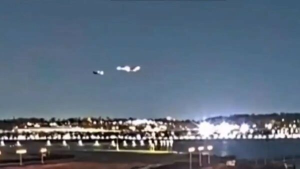 Ουάσινγκτον: Νέο βίντεο – ντοκουμέντο από τη φονική σύγκρουση του αεροσκάφους της American Airlines με το στρατιωτικό ελικόπτερο