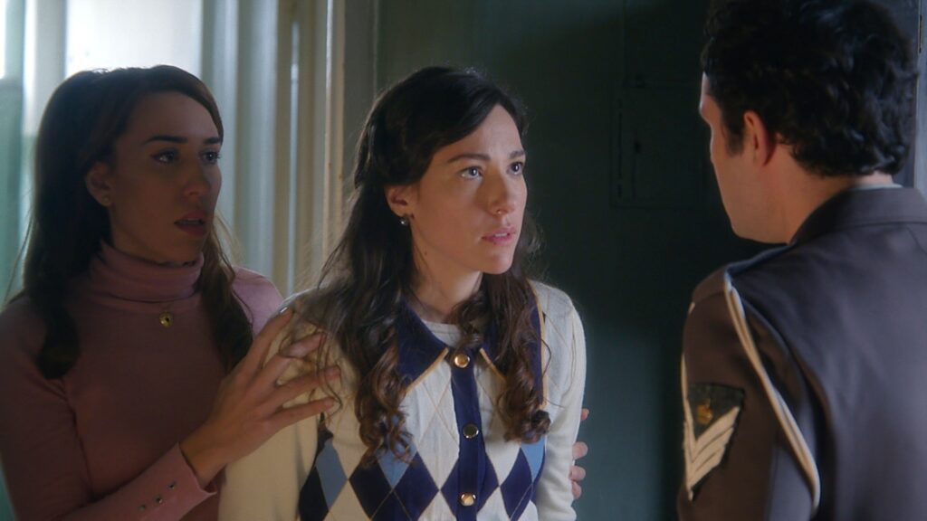 Άγιος έρωτας – Έξαλλος ο Νικηφόρος με την Άννα και την Ελένη!