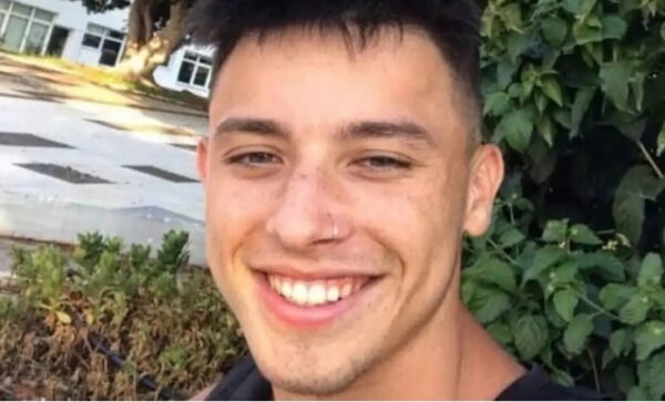 Τραγωδία στη λεωφόρο Ποσειδώνος: Θρήνος για τον 25χρονο Αλέξη που έχασε τη ζωή του μετά την καραμπόλα 5 αυτοκινήτων