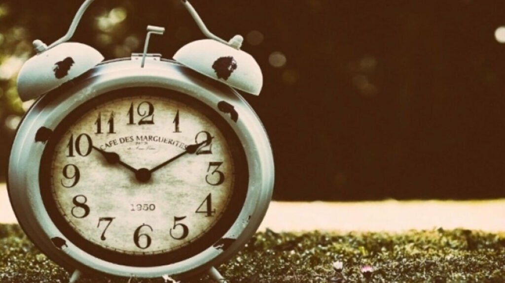 Ποια Κυριακή του Μαρτίου αλλάζει η ώρα – Πάμε τα ρολόγια μας μία ώρα μπροστά