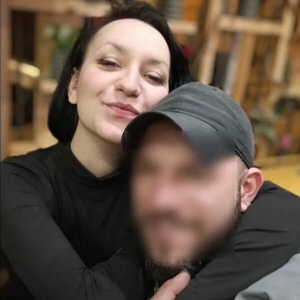 Κολωνός: Δεν βρέθηκε συγγενής να θάψει την Νεκταρία κι ανέλαβε την κηδεία ο πατέρας του κατηγορουμένου για τη δολοφονία της