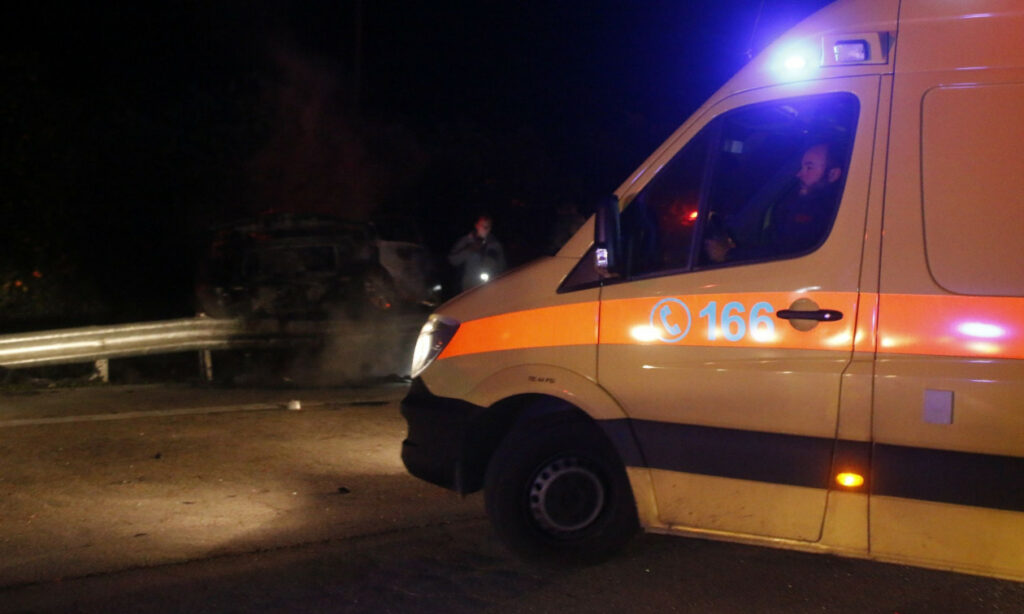 Τραγωδία στη Θεσσαλονίκη: Νεκρός 25χρονος που παρασύρθηκε από αυτοκίνητο που ανέβηκε στο πεζοδρόμιο