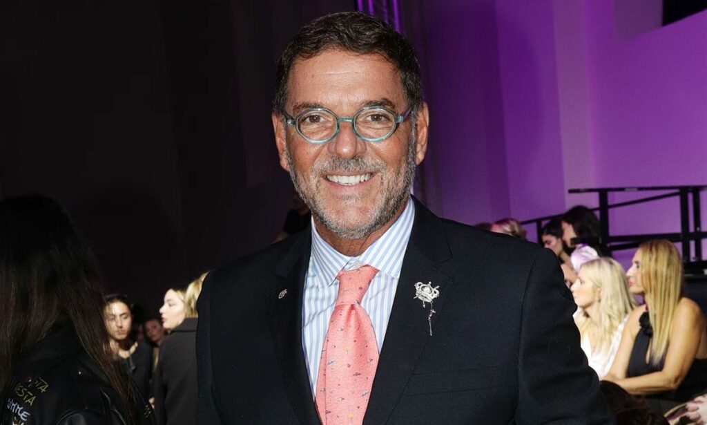 Τσαγκαράκης: Κατασχέθηκαν 300 πλαστοί πίνακες και €150.000 – Έρευνα για κύκλωμα αρχαιοκαπηλίας