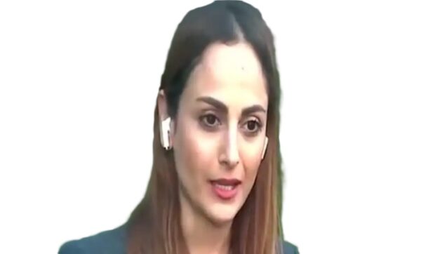 «Στο Ιράν ένα 10χρονο κορίτσι επιτρέπεται να παντρευτεί» λέει Ιρανή που ζει μόνιμα στην Ελλάδα