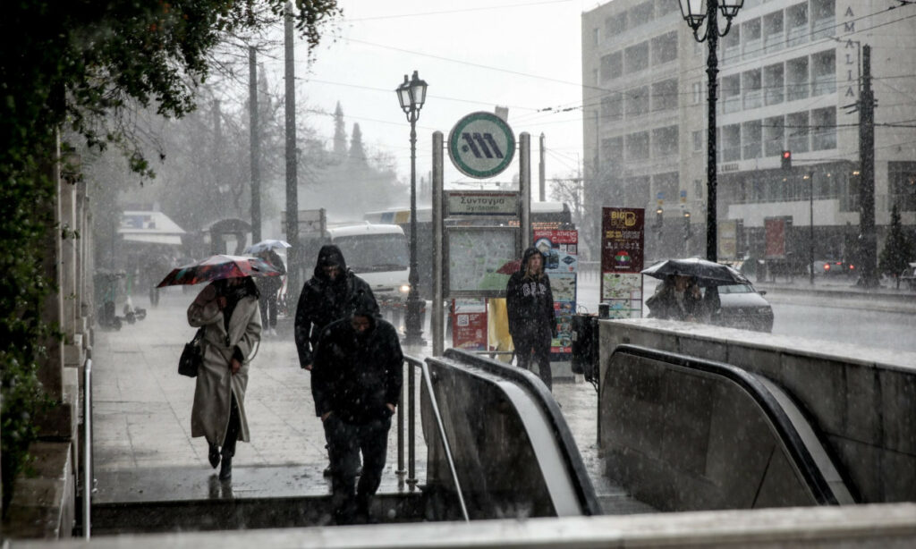 Κακοκαιρία: Πρωταπριλιά με βροχές και ανέμους – Οι περιοχές που θα «χτυπήσει» το φαινόμενο