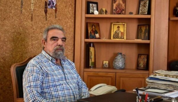 Πώς μια «μεσίτρια» οδήγησε στην αυτοκτονία τον Κρητικό επιχειρηματία – “Σώστε τα παιδιά μου από τα κοράκια…”: Συγκλονίζει το σημείωμα που άφησε