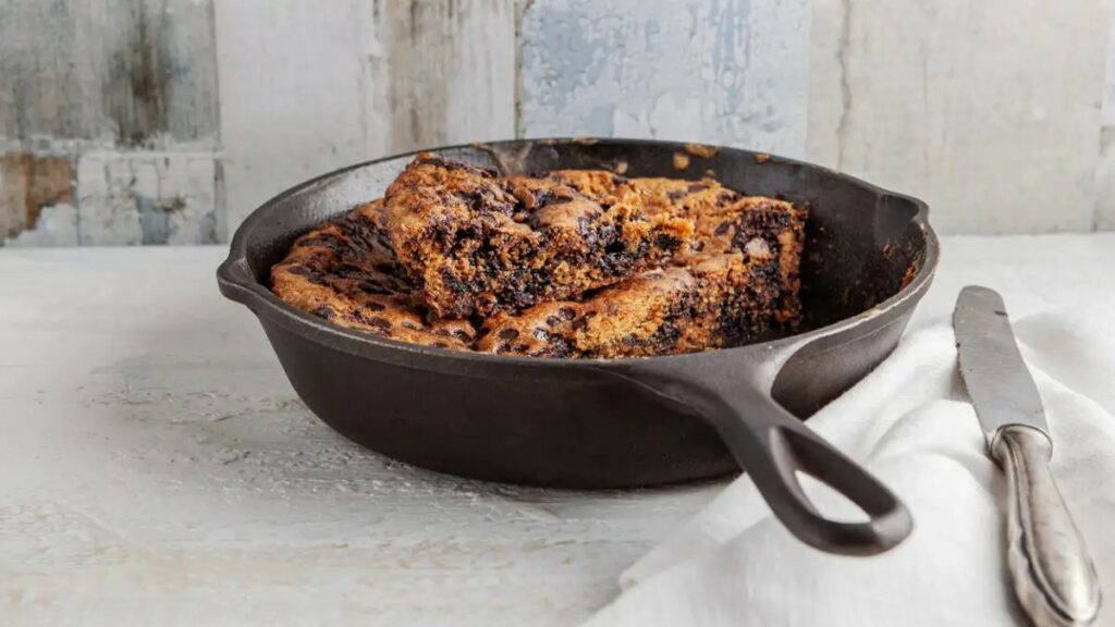 Κέικ με τη ζύμη του μπισκότου