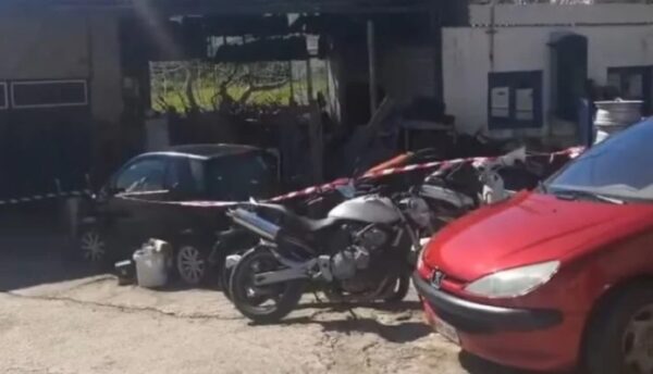 Λέρος: Την Τρίτη απολογείται ο 17χρονος που ομολόγησε ότι σκότωσε τον πατέρα του – «Όλα έγιναν κατά τη διάρκεια της έντασης»