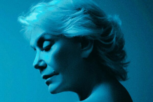 Το τελευταίο χειροκρότημα στη Μαρινέλλα: «Άνοιξες πόρτες, γκρέμισες κάστρα, καλό ταξίδι μάνα» – Συγκίνηση στους επικήδειους Νταλάρα και Αλεξίου