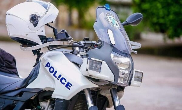 Συνελήφθη 53χρονος με υλικό παιδικής πορνογραφίας και βίντεο από κρυφή κάμερα σε γυναικεία τουαλέτα