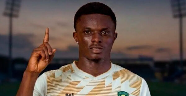 Θλίψη για 20χρονο ποδοσφαιριστή στην Γκάνα που πέθανε μετά από ένοπλη ληστεία στο πούλμαν της ομάδας