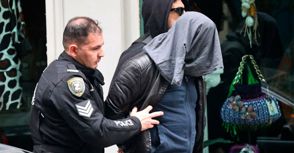 Μυστήριο με τη νεκρή γυναίκα σε πολυκατοικία στην Αθήνα: «Καβγαδίσαμε» λέει ο Ιταλός ύποπτος, με αμυχές και οι δύο, τι δείχνουν τα πρώτα στοιχεία