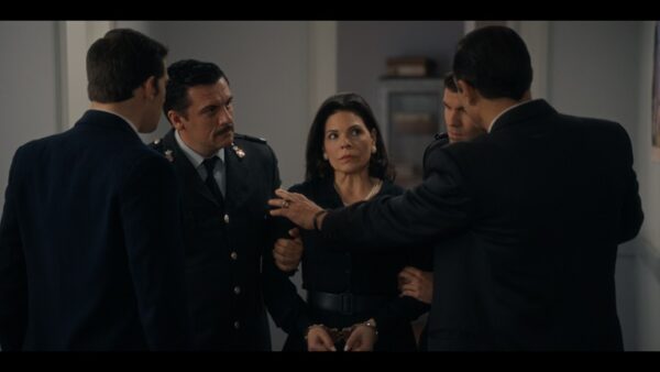 Porto Leone: Στη γειτονιά με τα κόκκινα φανάρια – Η Αλεξάνδρα προφυλακίζεται!