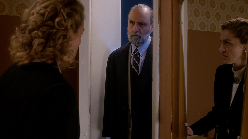 Άγιος έρωτας – Ο Μαρκόπουλος τρομοκρατεί τη Δέσποινα