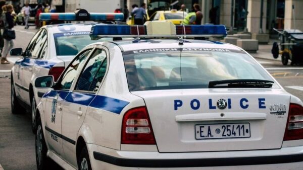 Σοκ στην Κρήτη: Γυναίκα βρέθηκε απαγχονισμένη σε κορμό δέντρου