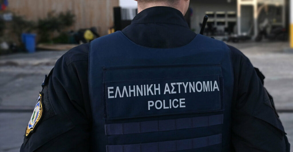 Τέσσερις φορές ισόβια στον πρώην αστυνομικό της Βουλής για τη σεξουαλική κακοποίηση των παιδιών του