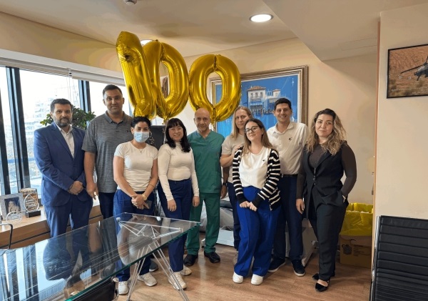 Metropolitan Hospital: Οι πρώτες 100 επεμβάσεις με το Da Vinci SP