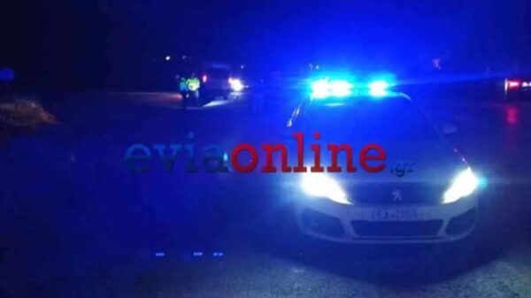 Νεκρός 17χρονος σε σύγκρουση μηχανής με ασθενοφόρο στην Εύβοια