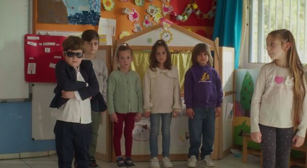 Μπαμπά, σ ’αγαπώ: Η παράξενη συμπεριφορά του Βίκτωρα και η ζήλεια του Ηρακλή!