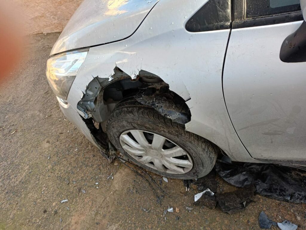 Απίστευτο: Σκύλος επιτέθηκε σε αυτοκίνητο και το… έφαγε, δείτε φωτογραφίες