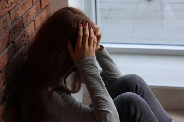 Ρόδος: Εισέβαλε στο δωμάτιο 16χρονης και αυτοϊκανοποιήθηκε μπροστά της σε σπίτι όπου γιόρταζαν γάμο