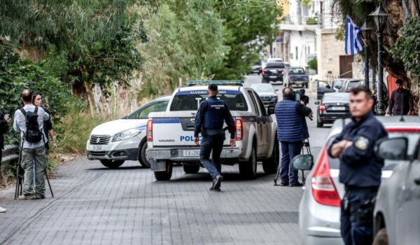 Δεν είχαν τον… Θεό τους οι «νταήδες» της Κρήτης: Εκβίασαν και ιερέα – Τι «άκουσε» ο κοριός της ΕΛ.ΑΣ.