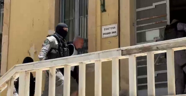 Την Τρίτη θα απολογηθεί ο 43χρονος ενοικιαστής της Σταυρούλας για τα ναρκωτικά, δεν του έχει αποδοθεί άλλη κατηγορία