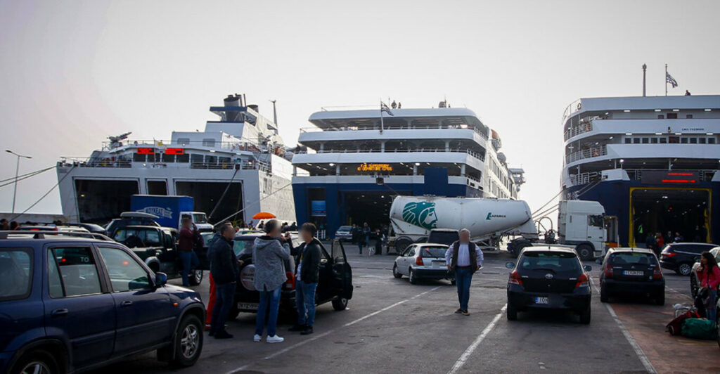 24ωρη απεργία στα πλοία της Ραφήνας στις 3 Ιουλίου