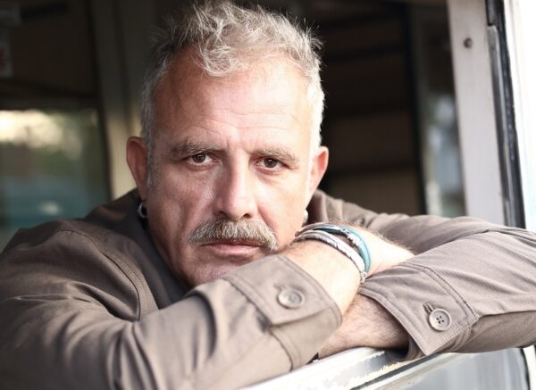 Μπλέ ώρες: Μια δυνατή ιστορία έρχεται στον ΣΚΑΪ-Δείτε το 5o teaser