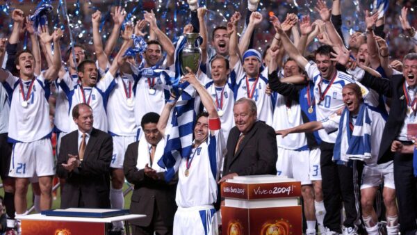 Euro 2004: 22 χρόνια από τη μέρα που η Εθνική ποδοσφαίρου έστειλε όλους τους Έλληνες στον «7ο ουρανό»