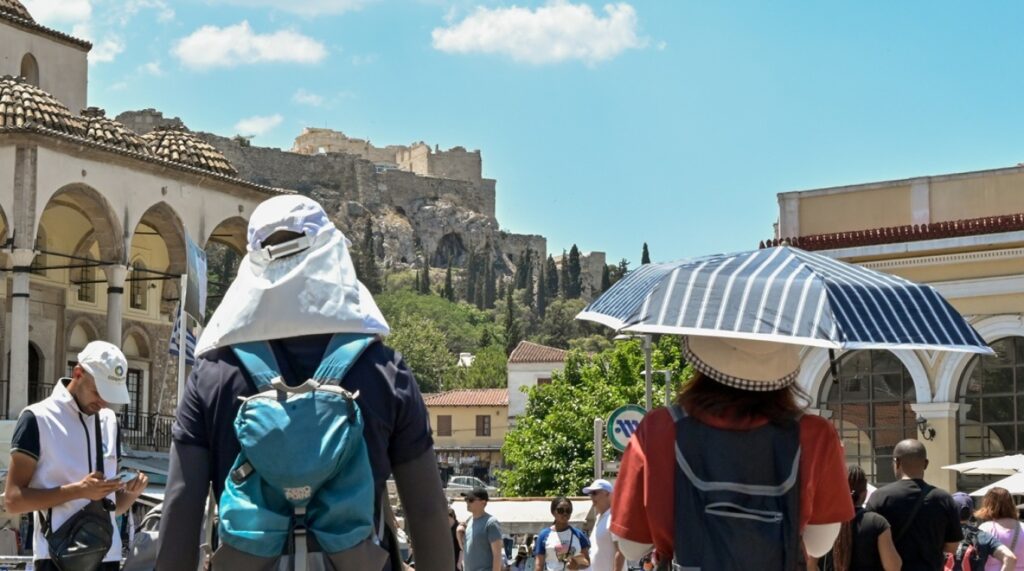 Συχνότεροι και με μεγαλύτερη ένταση θα γίνονται οι καύσωνες: Η Ελλάδα βρίσκεται σε περιοχή υψηλής επικινδυνότητας, λέει καθηγητής Πανεπιστημίου