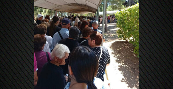 Ουρές πιστών στη Σουρωτή για τα 32 χρόνια μετά την κοίμηση του Αγίου Παΐσίου, δείτε βίντεο