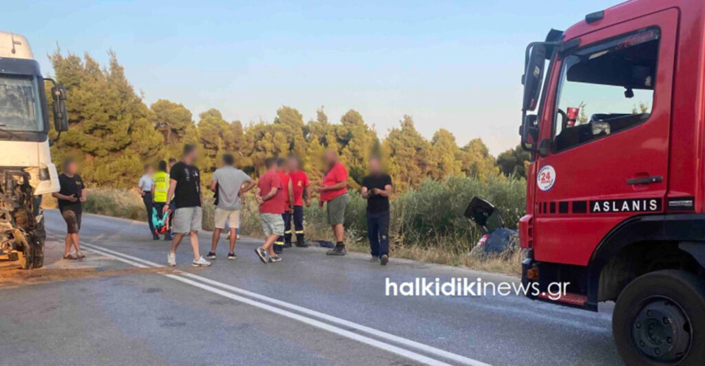 Ξεκληρίστηκε οικογένεια σε τροχαίο δυστύχημα στη Χαλκιδική- Κατέληξε και ο 35χρονος πατέρας, νεκρή η σύζυγος και το 6 μηνών βρέφος