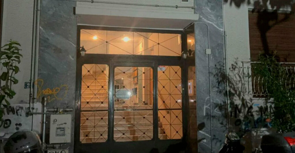 Κατέσφαξαν με πάνω από 10 μαχαιριές το βρέφος στην Κυψέλη – Τι έδειξε η ιατροδικαστική