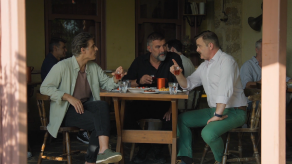“Δυο μαύρα πουκάμισα”: Όλα όσα θα δούμε στην αποψινή πρεμιέρα