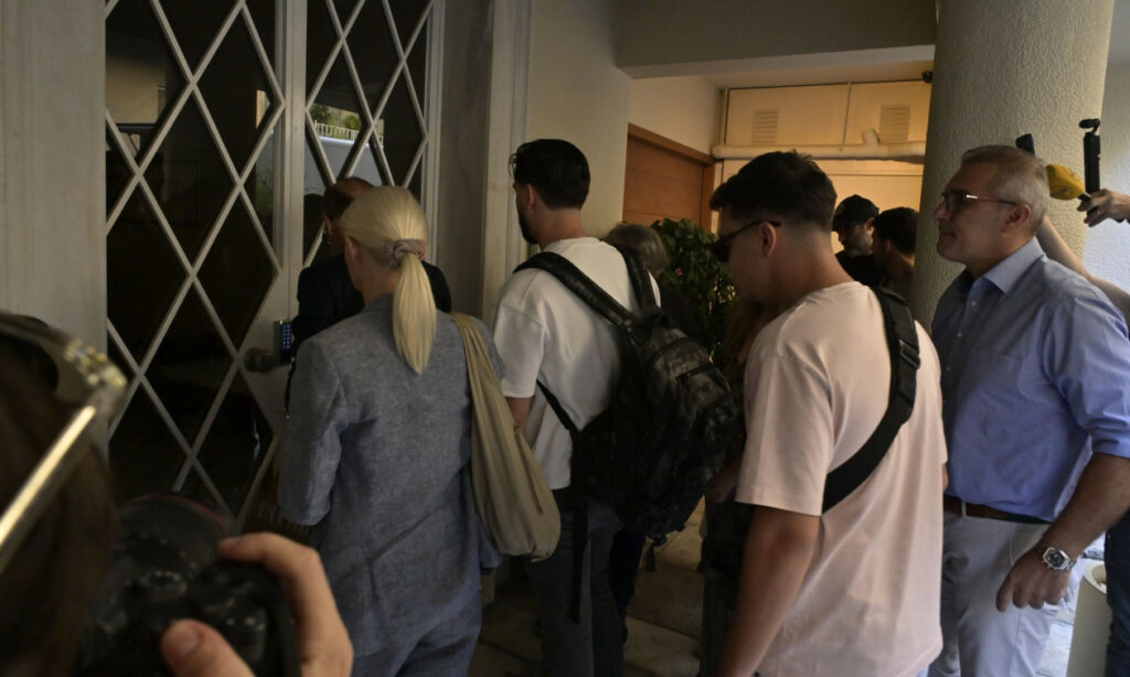 Πρόεδρος επιτροπής ελέγχου ΙΣΑ: «Άγνωστο το πού έκανε ο Μαζωνάκης την υδροθεραπεία.Είχε στεγνώσει από υγρά και την επομένη του έγινε πλασμαφαίρεση; »