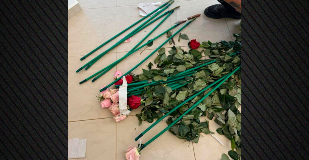 Τα τριαντάφυλλα έκρυβαν 84 κιλά κοκαΐνης, η επιχείρηση της ΑΑΔΕ σε ανθοπωλείο και σπίτι σε Αρτέμιδα και Μαραθώνα